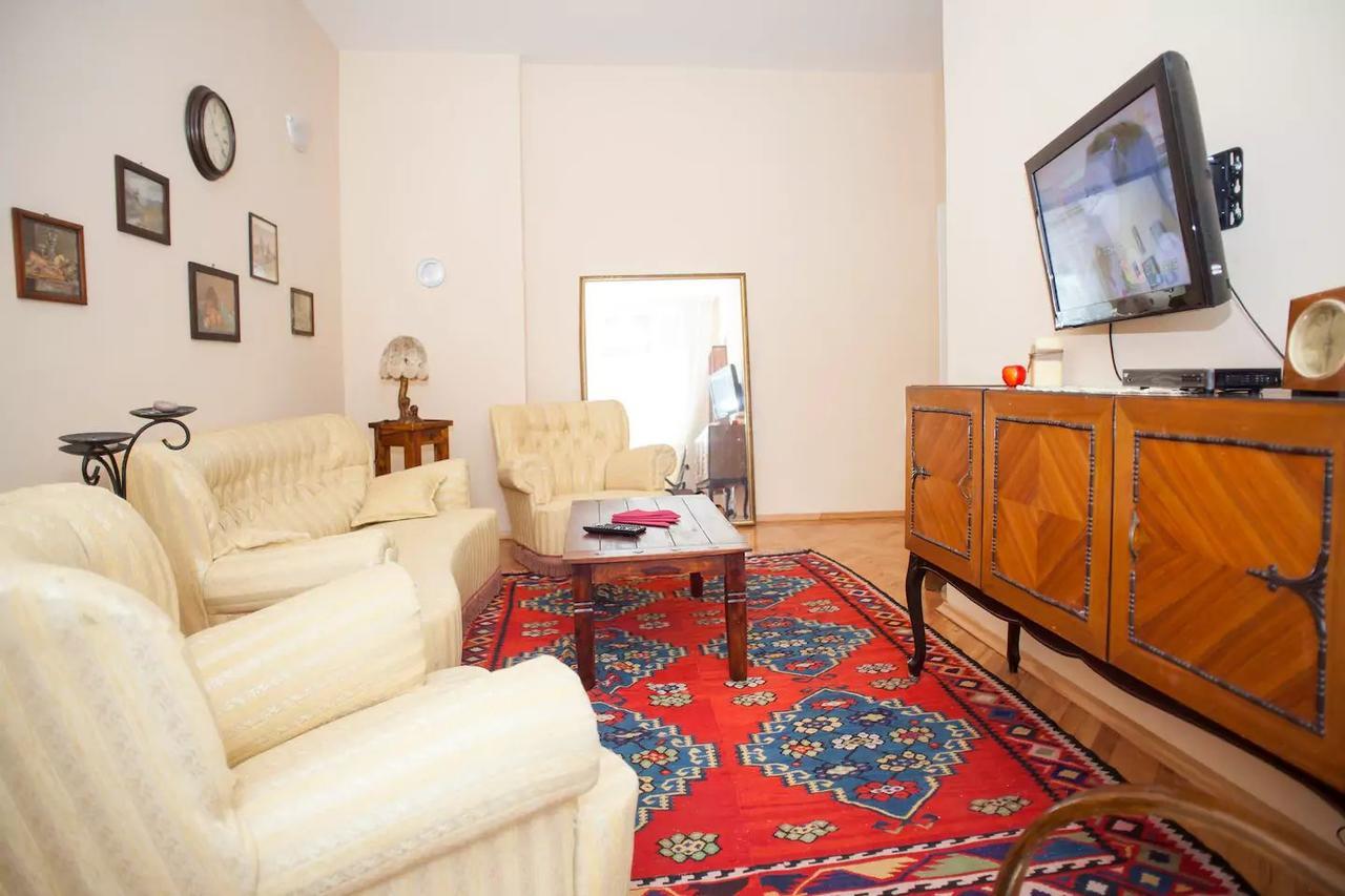 Markale Apartment